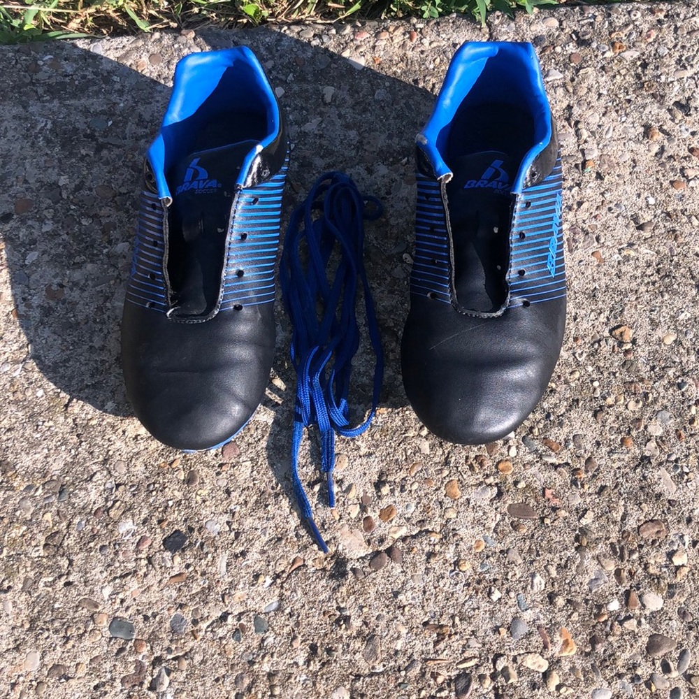 Boys soccer cleats